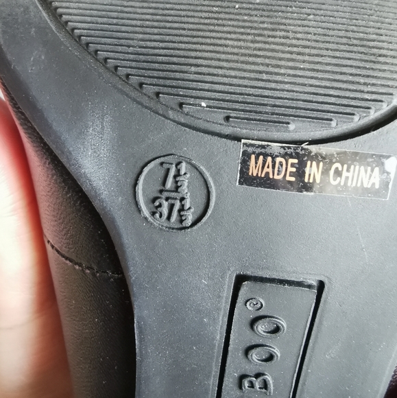 Sleek Little Black Heels - Picture 8 of 8